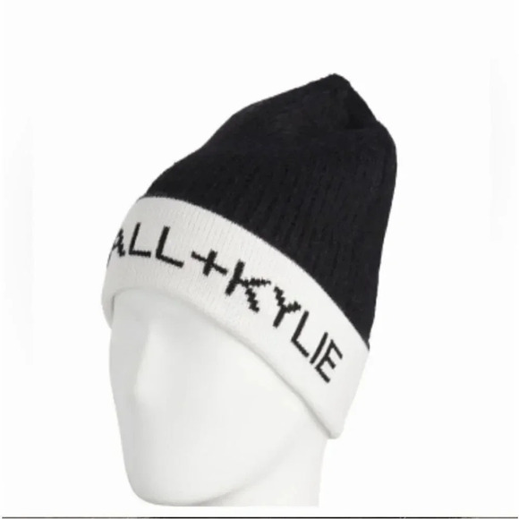 NWT KENDALL + KLYIE LOGO BAND FOLD OVER KNIT BEANIE WHITE/BLACK O/S - Picture 1 of 7